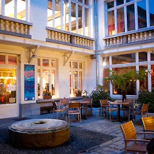 gite-auberge-de-jeunesse-jacques-brel.hotelsghent.com/